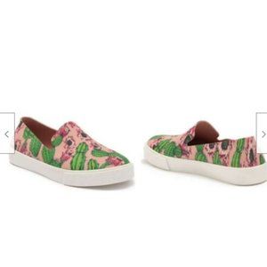 Melissa Ground III Slip On Sneakers Pink Cactus Size 7